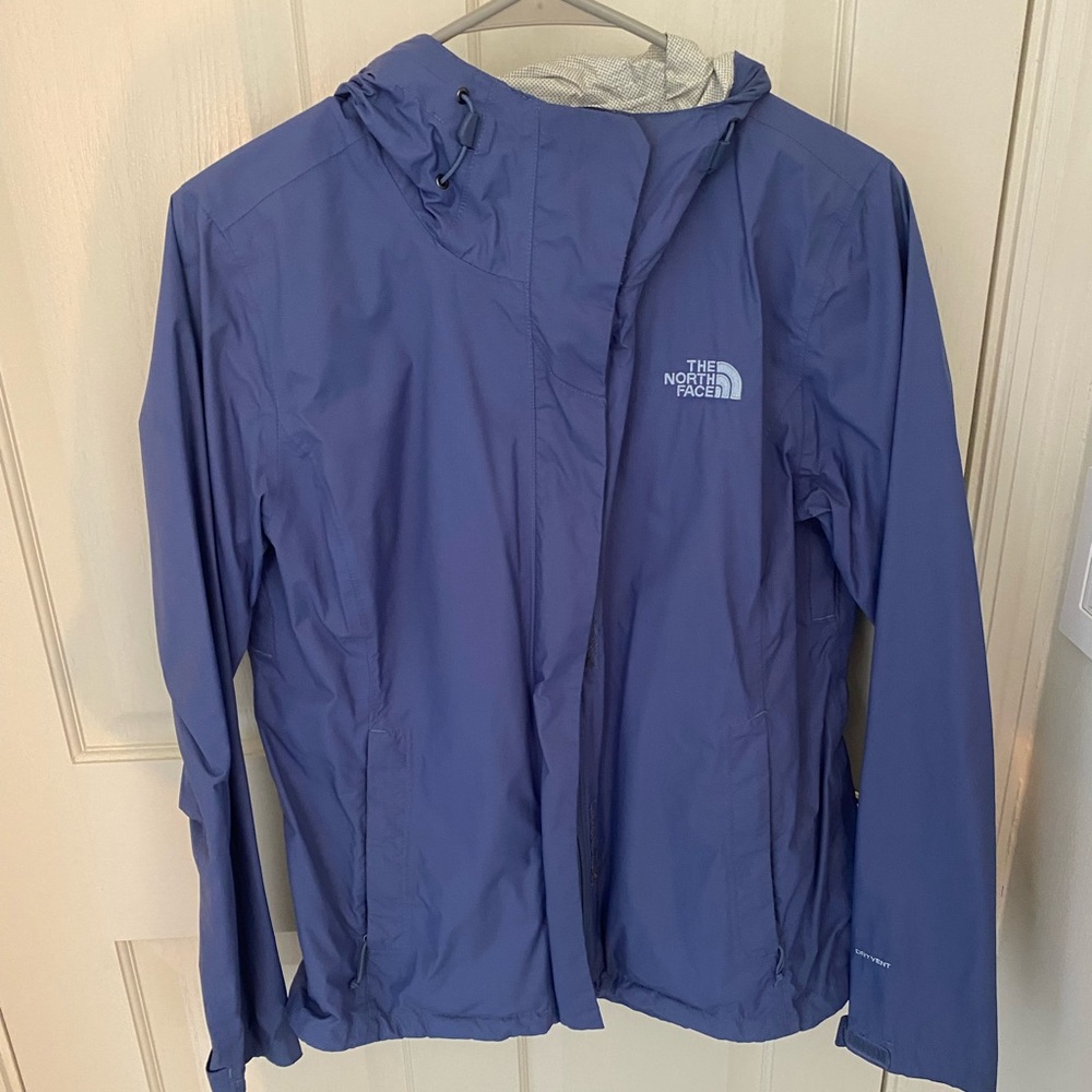 Women’s medium Northface rain jacket